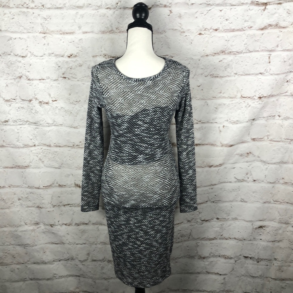 NWOT Black Bead Bodycon Dress Sz Small - Picture 6 of 7